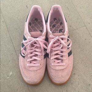 Pink Adidas Handball Spezials!